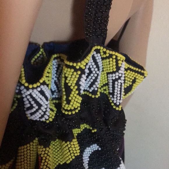 Beaded Shoulder Bag - Picture 3 of 7